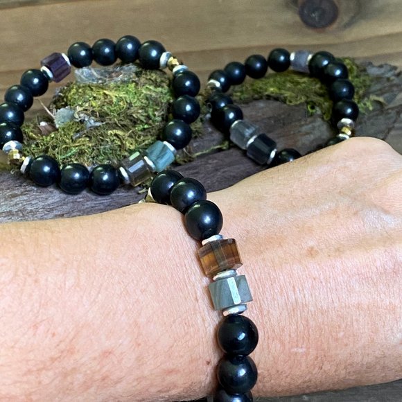 Shungite Fluorite Golden Pyrite Bracelet - Picture 4 of 9